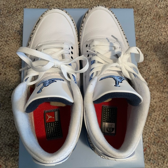 Jordan 3 “UNC” (2020) - Picture 3 of 7
